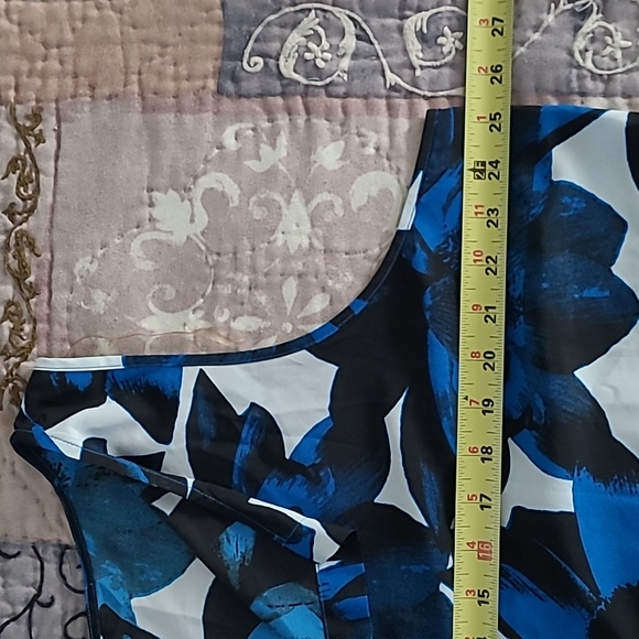 Worthington 2x floral sleeveless top - Picture 7 of 7